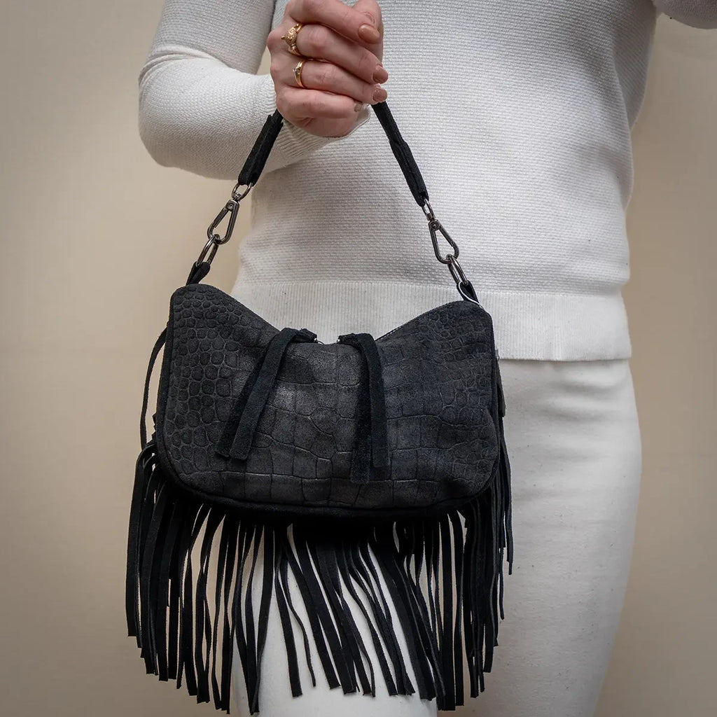 Dakota – Suede Fringe Crossbody Bag