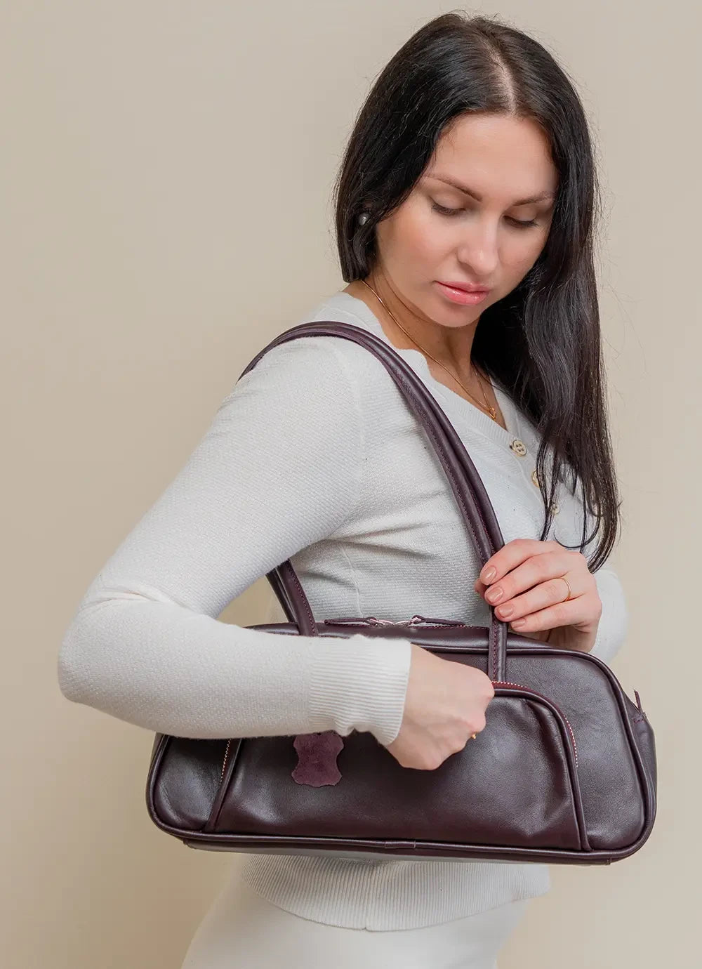 Ekaterina – Leather Baguette Shoulder Bag